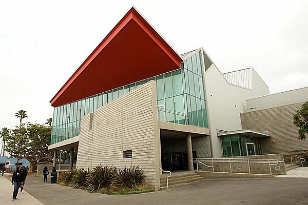 SMC Theater Arts Building01
