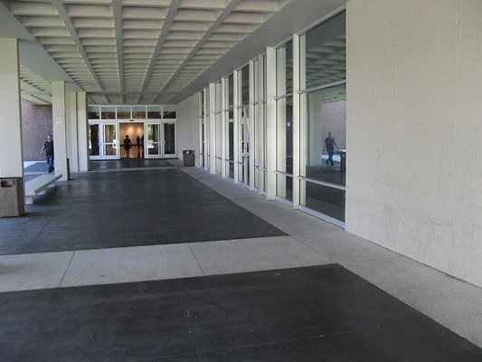 Cal.Arts.09