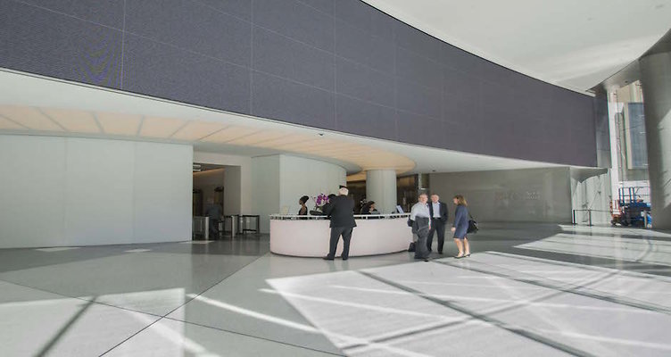 US-Bank-Tower-Lobby-10