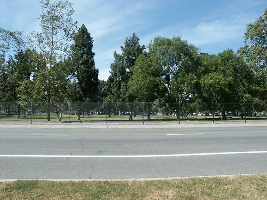 E Willow St E of Studebaker Rd