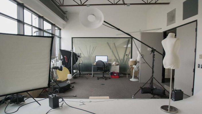 2444-Porter-2nd-Floor-Photography-Studio-003