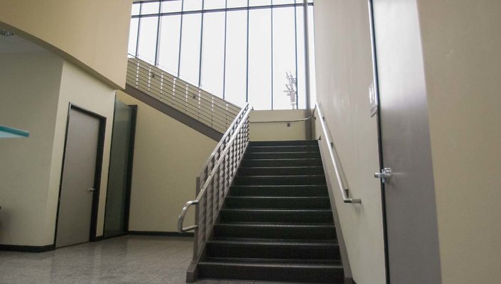 2444-Porter-1st-Floor-Lobby-009