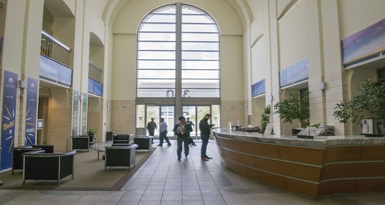 Los-Angeles-Chamber-of-Commerce-Lobby-20