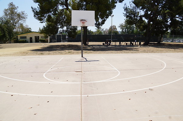 Van.Nuys.SO.BBall.Ext37