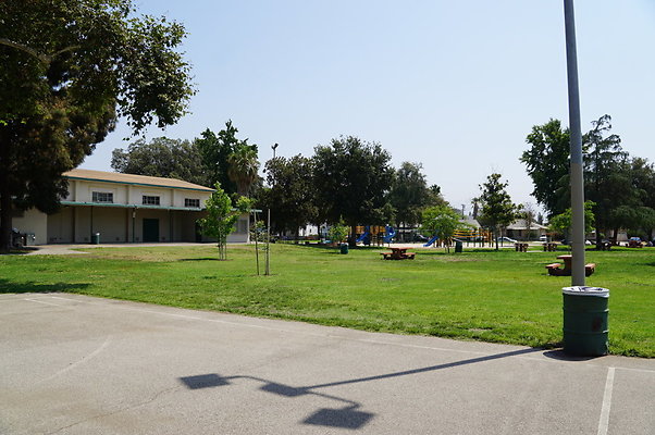 Valley Plaza.Rec.BBall.Ext.22