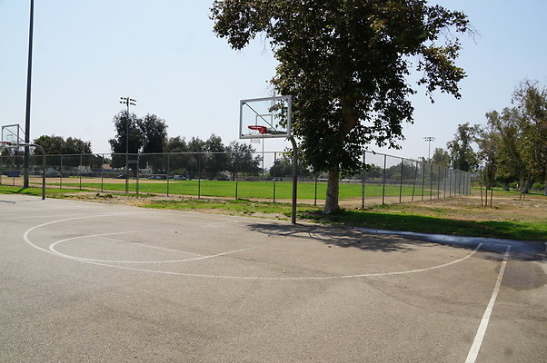 Valley Plaza.Rec.BBall.Ext.43