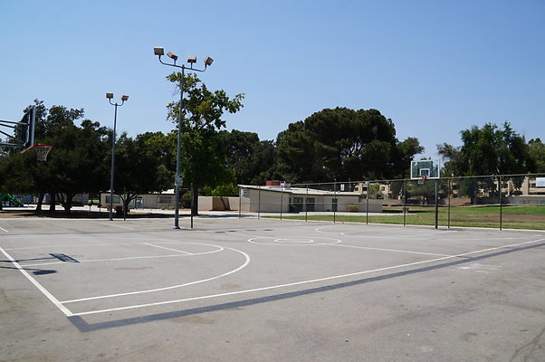 Northridge.Rec.BBall.Ext.02