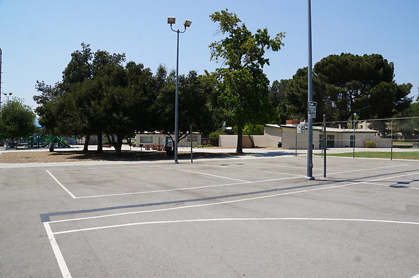 Northridge.Rec.BBall.Ext.04