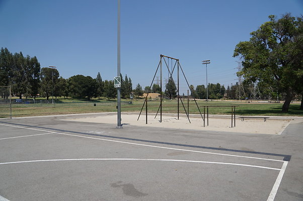 Northridge.Rec.BBall.Ext.06