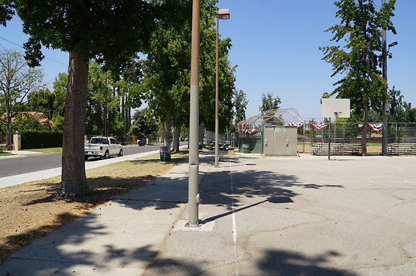 Tarzana.Rec.Cntr.BBall.Court.28
