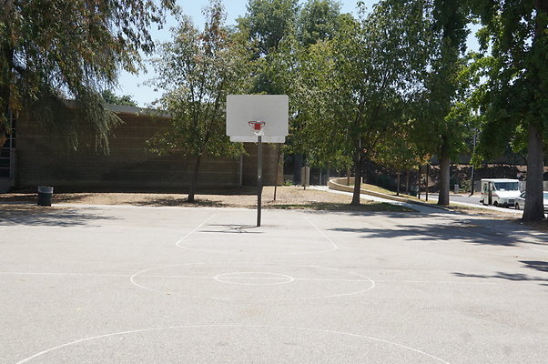 Tarzana.Rec.Cntr.BBall.Court.10
