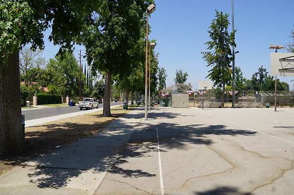 Tarzana.Rec.Cntr.BBall.Court.37