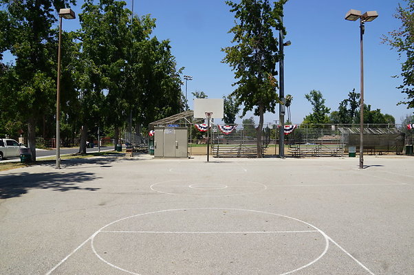 Tarzana.Rec.Cntr.BBall.Court.23
