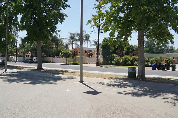 Tarzana.Rec.Cntr.BBall.Court.09