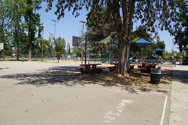 Tarzana.Rec.Cntr.BBall.Court.33