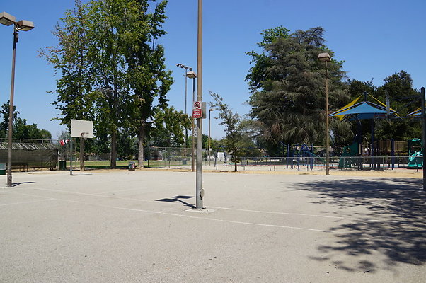 Tarzana.Rec.Cntr.BBall.Court.24