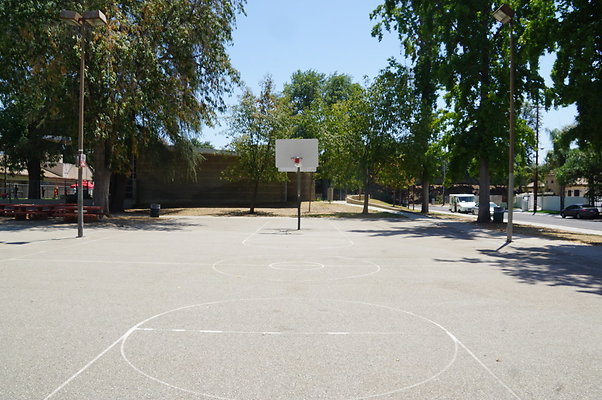 Tarzana.Rec.Cntr.BBall.Court.08