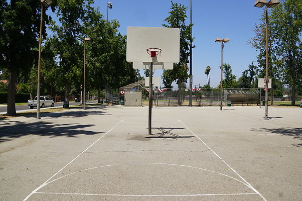 Tarzana.Rec.Cntr.BBall.Court.32