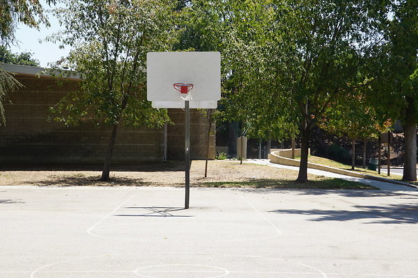Tarzana.Rec.Cntr.BBall.Court.11