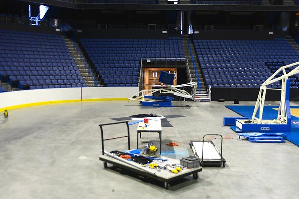 37.CBBank.Arena.Ontario