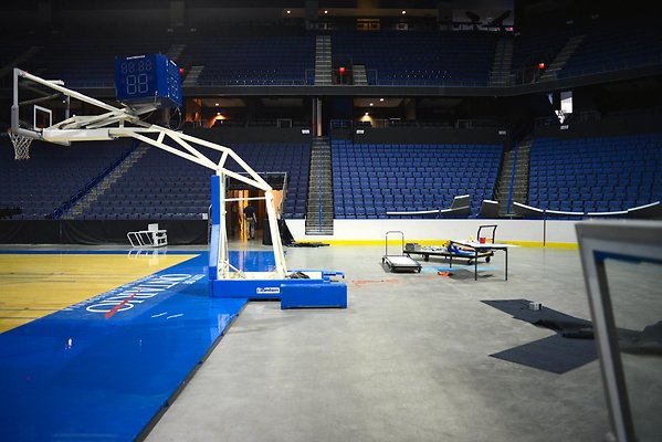 15.CBBank.Arena.Ontario