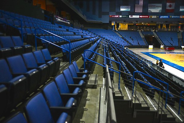 70.CBBank.Arena.Ontario