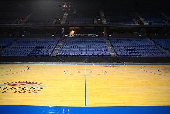 23.CBBank.Arena.Ontario