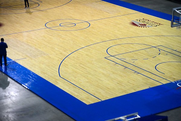 62.CBBank.Arena.Ontario