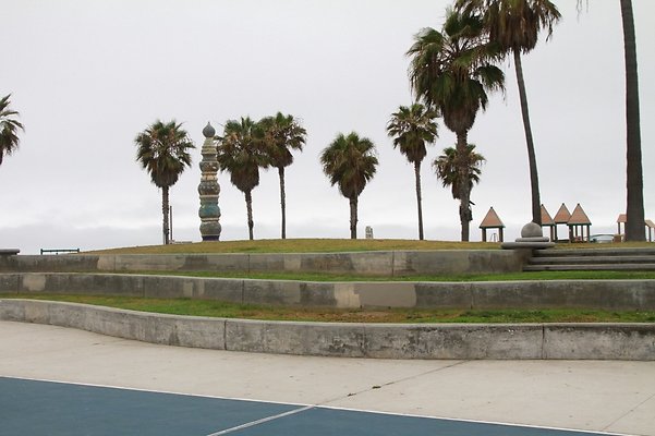 Venice.Beach.BB.Courts.08