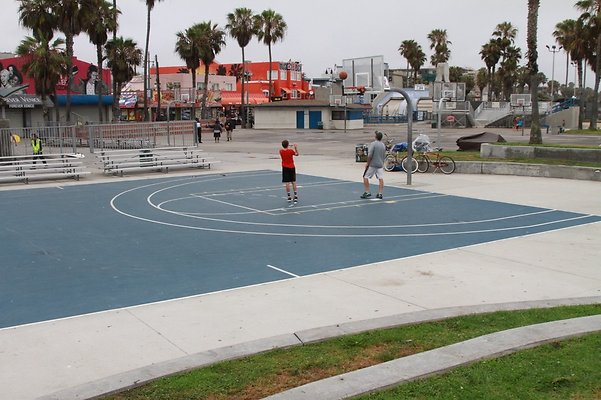 Venice.Beach.BB.Courts.12