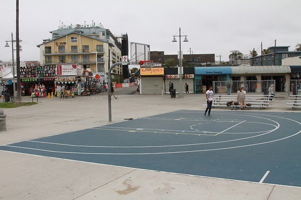 Venice.Beach.BB.Courts.11