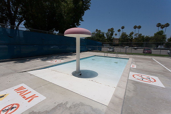 Van Nuys.SO.Park Pool22