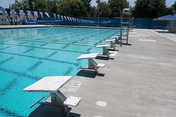 Van Nuys.SO.Park Pool13