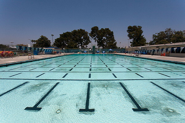 Van Nuys.SO.Park Pool25