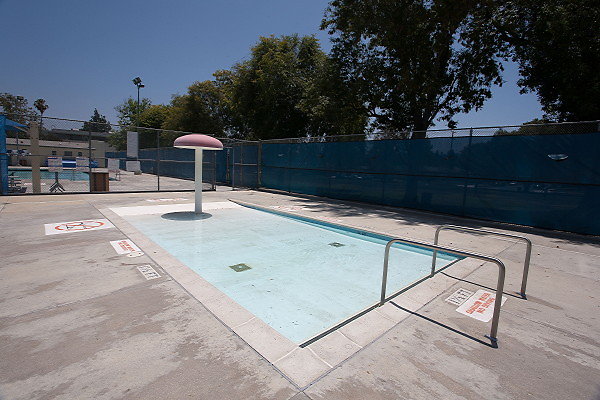 Van Nuys.SO.Park Pool23
