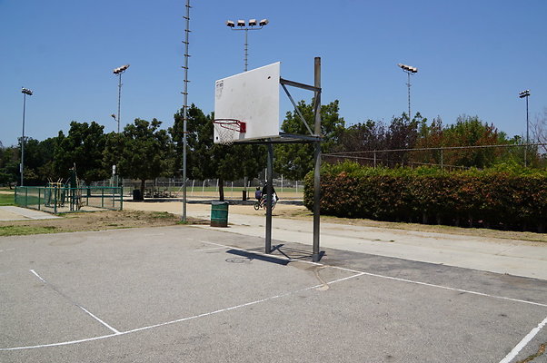 Studio.City.Rec.BBall.Ext.15
