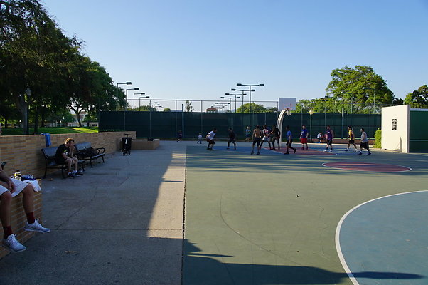 Roxbury.Park.BH.BBall.Ext.38