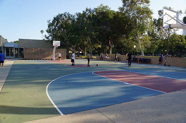 Roxbury.Park.BH.BBall.Ext.01b