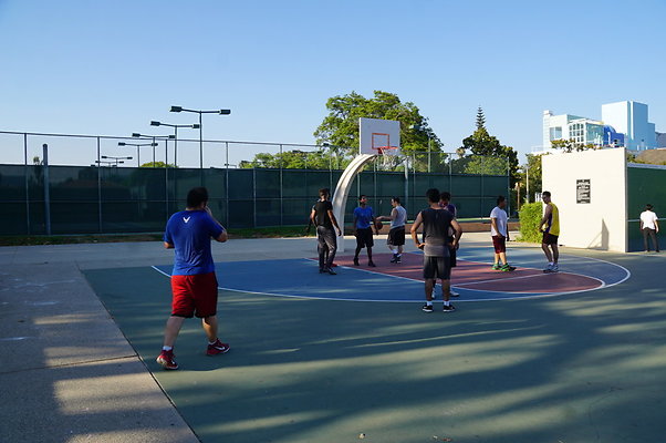 Roxbury.Park.BH.BBall.Ext.10