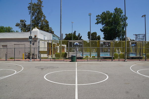 Reseda.Rec.BBall.Court.Ext.05