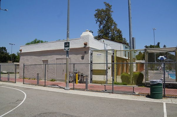 Reseda.Rec.BBall.Court.Ext.09