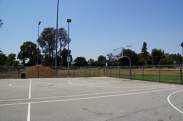 Reseda.Rec.BBall.Court.Ext.07