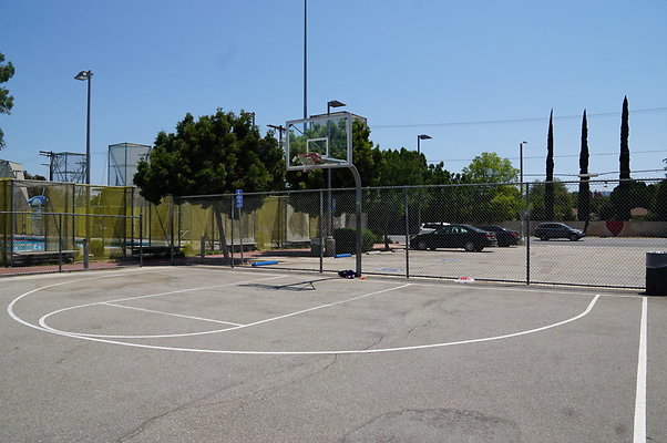 Reseda.Rec.BBall.Court.Ext.06