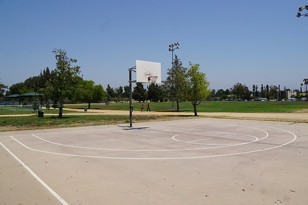Van.Nuys.SO.BBall.Ext22