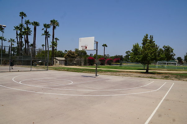Van.Nuys.SO.BBall.Ext09