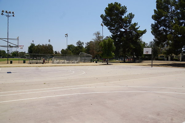 Van.Nuys.SO.BBall.Ext04