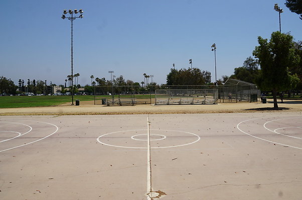Van.Nuys.SO.BBall.Ext23