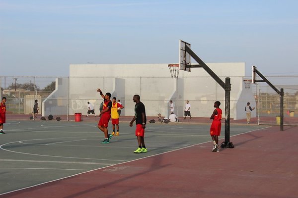 Hawthorne.HS.EXT.Basketball.Courts