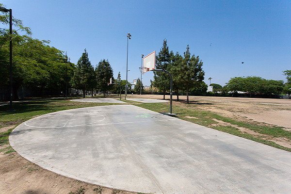 NORTH HILLS COMMUNITY PARK BASKETBALL 061312003