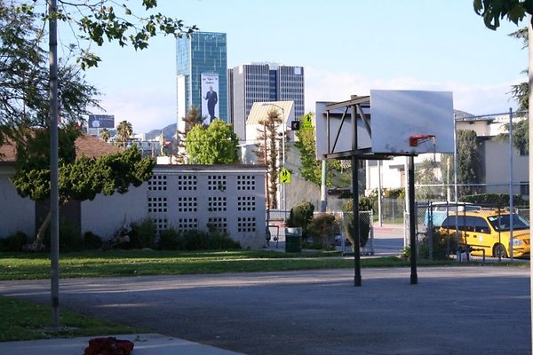 res 0-Hollywood Rec Center 6
